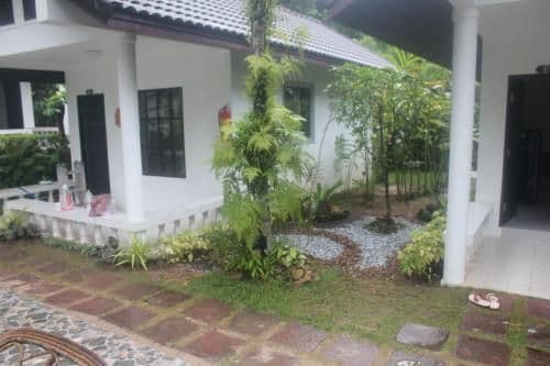 Deluxe Bungalow with Garden View