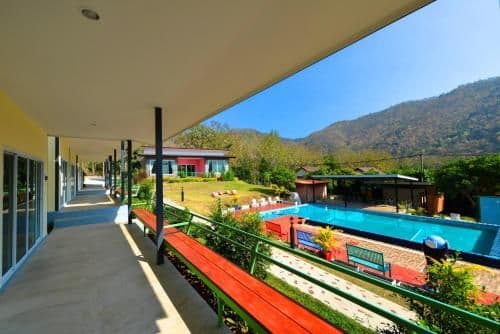  Family Room with Pool View