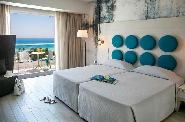 SUITE ONE BEDROOM