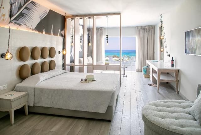 JUNIOR SUITE DELUXE