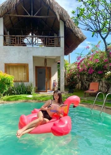Lang Ca voi (The Whales Village) Lang Ca voi (The Whales Village)