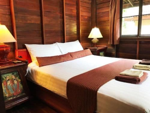 One-Bedroom Bungalow