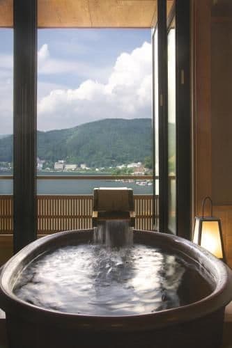 Japanese-Style Room with Open-Air Bath and Lake View