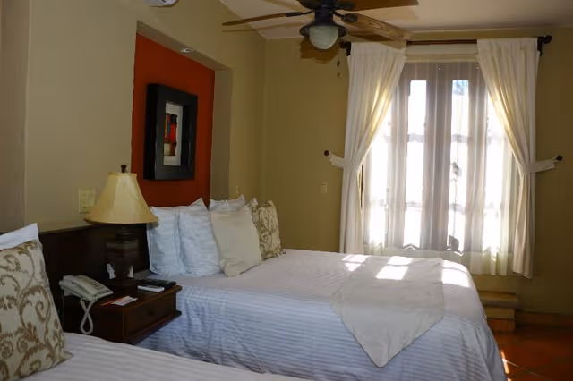 SUITE TWO QUEEN BEDS