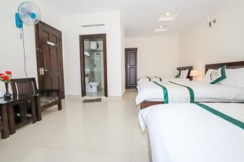 Deluxe Family Room