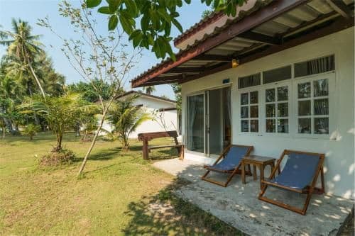 Bungalow with Sea View