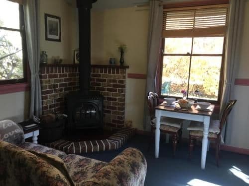 Queen Suite with Spa Bath - Maid's