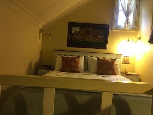 Queen Suite with Spa Bath - Loft