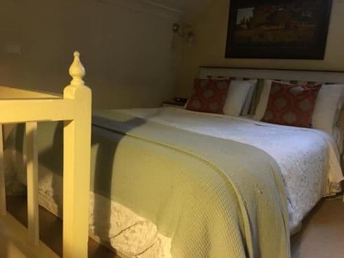 Queen Suite with Spa Bath - Loft