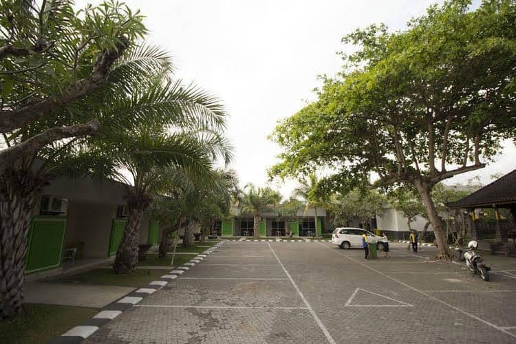 Hardys Hotel Wirapada