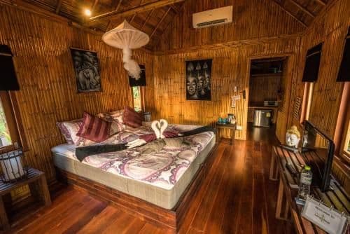 Bungalow with Sea View