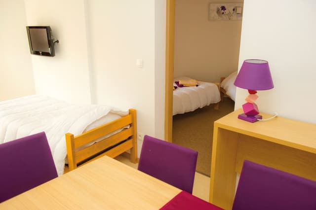 APARTMENT CAPACITY 6 TWO BEDROOMS