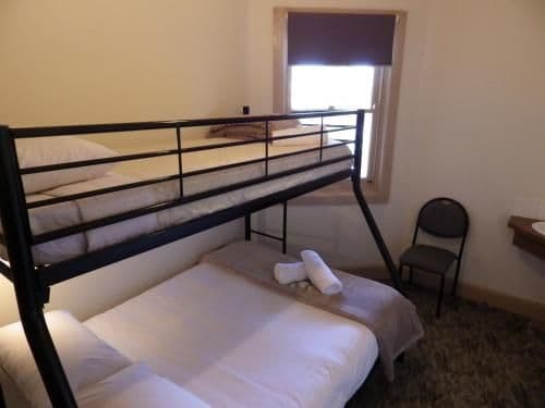 Basic Triple Room with Shared Bathroom
