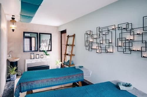 Lotus - Five-Bedroom Beach Villa