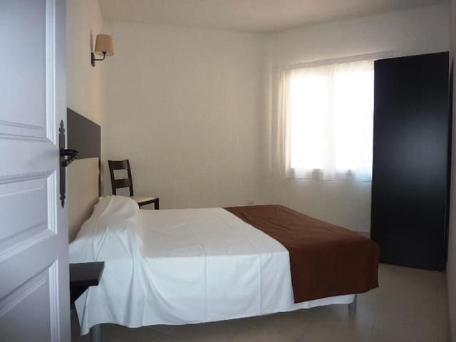 APARTMENT CAPACITY 4