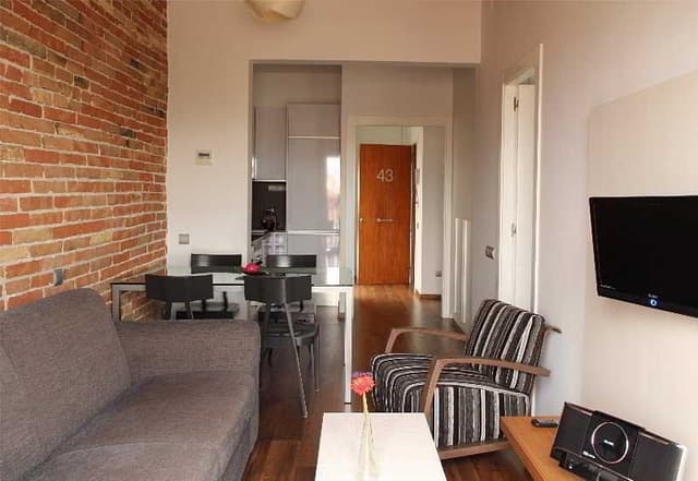 APARTMENT CAPACITY 2 ONE BEDROOM