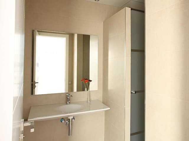 APARTMENT CAPACITY 7 THREE BEDROOMS