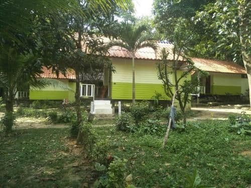 Bungalow with Patio