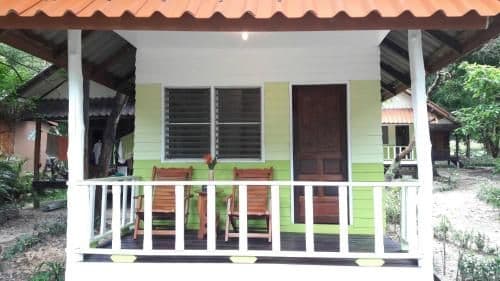 Bungalow with Patio