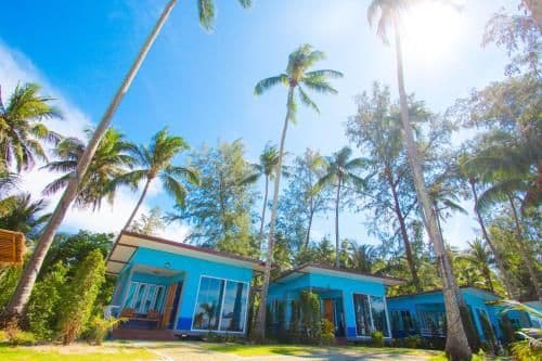 Bungalow with Sea View