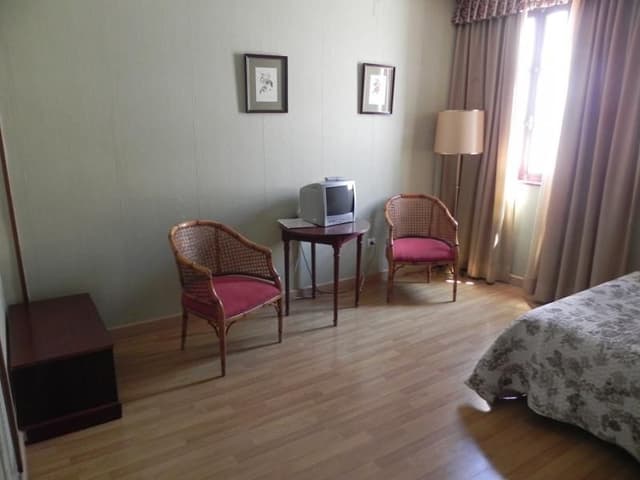 Double or Twin ONE BED
