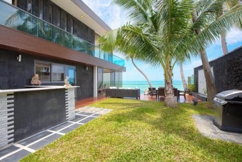 Villa - Beach Front