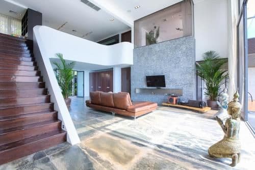 Villa - Beach Front