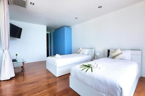 Villa - Beach Front