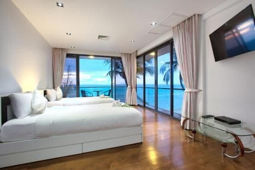 Villa - Beach Front
