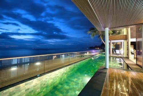 Villa - Beach Front