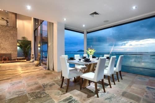 Villa - Beach Front