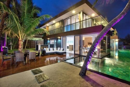 Villa - Beach Front