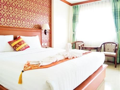 Deluxe King Room