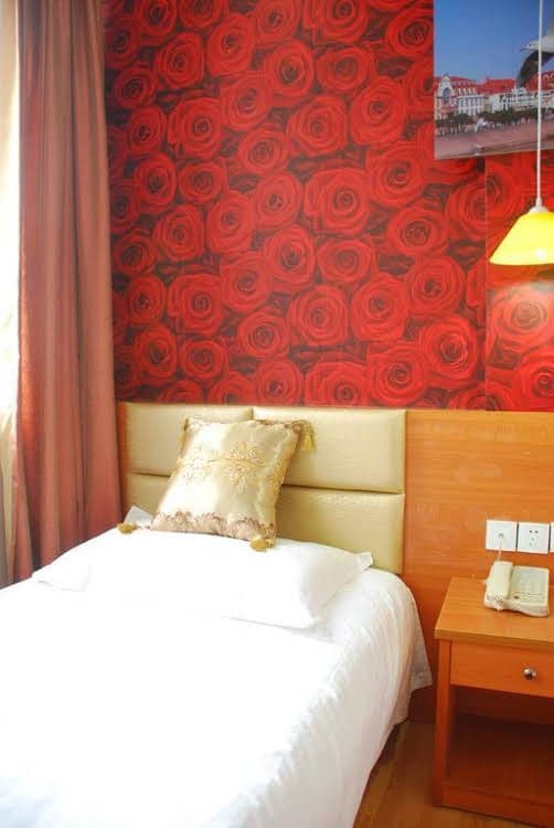 Qingdao Holiday 168 Chain Hotel Shangqing Road