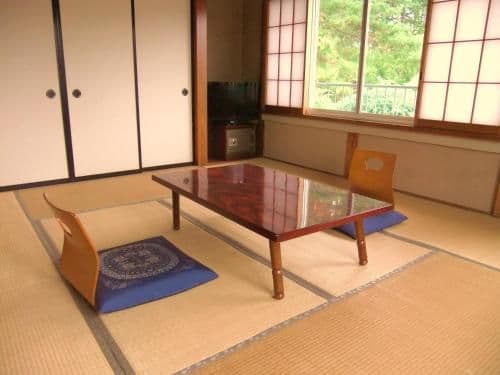 Japanese-Style Room