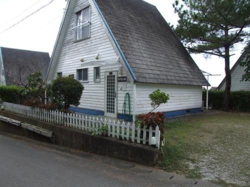 Cottage (6 Adults)