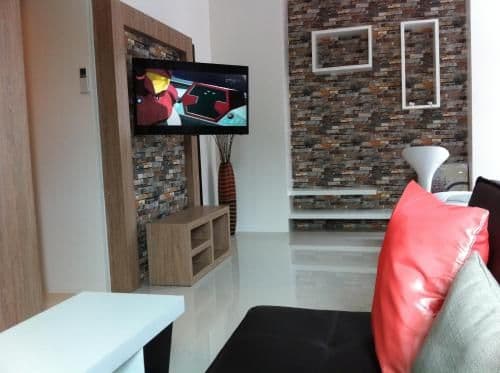 Deluxe Studio Apartment