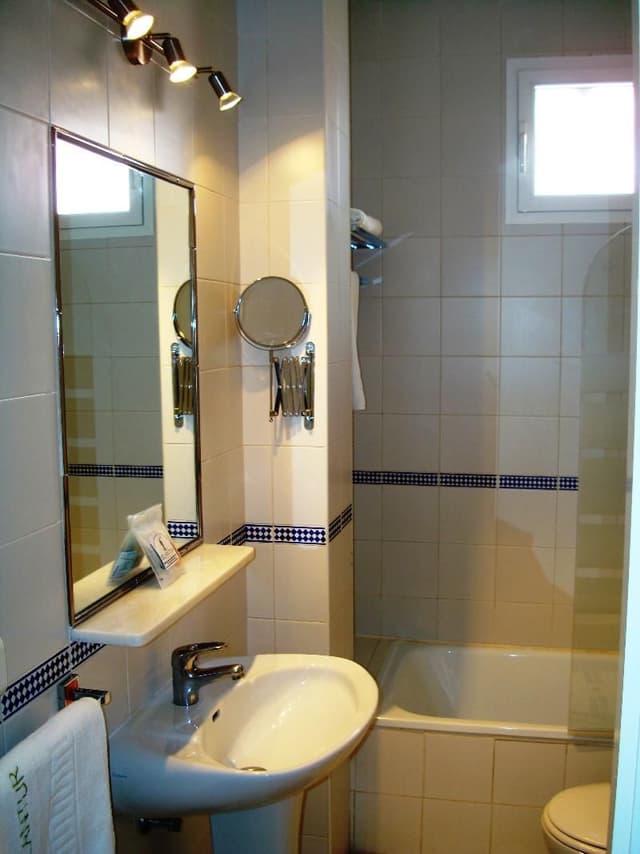 APARTMENT ONE BEDROOM