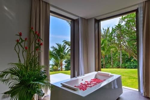 Villa with Sea View