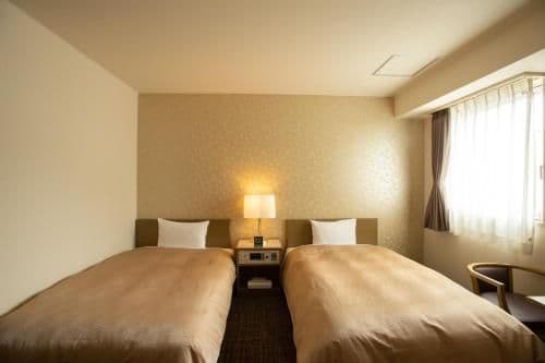 Twin Room with Extra Bed - Non-Smoking