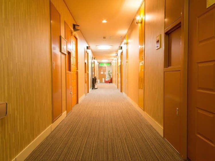 Hotel Candy Hall