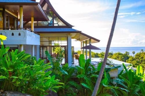 Four-Bedroom Villa with Sea View