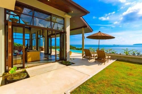 Four-Bedroom Villa with Sea View