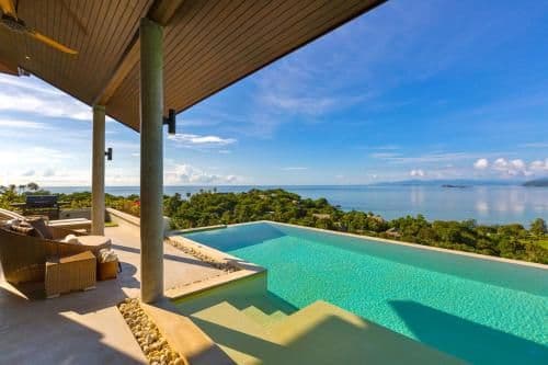 Four-Bedroom Villa with Sea View