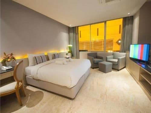 Superior King Room