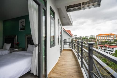 Fantastic Balcony Garden View