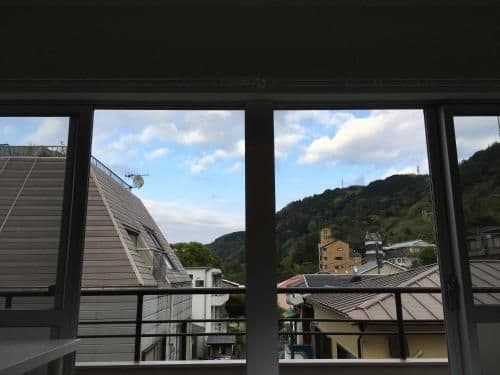 Apartment with Mountain View