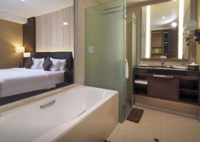 SUITE ONE BEDROOM