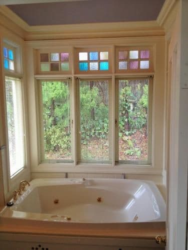 Banks Queen Room with Spa Bath