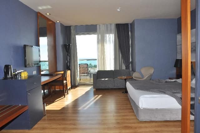 DOUBLE DELUXE WITH JACUZZI